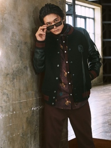 coach ヴァーシティジャケット スタジャン
