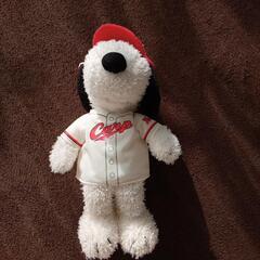 広島カープ　スヌーピーぬいぐるみの画像