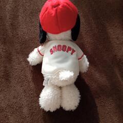 広島カープ　スヌーピーぬいぐるみの画像