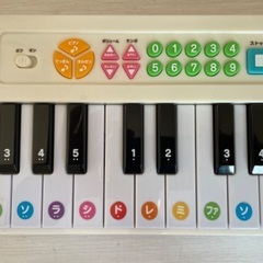 電子ピアノの画像