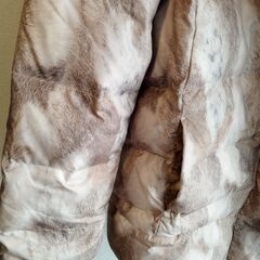 GU レディース ダウンジャケット ダウンコート XLサイズ アニマル柄 ヒョウ柄の画像