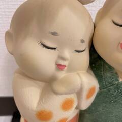 【8462】博多人形 植木進 作 ぼくの恋人 人形 飾り台付き 伝統工芸 置物 オブジェの画像
