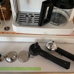 デロンギコーヒーメーカーBC0410JWカフェアートセット付きの画像