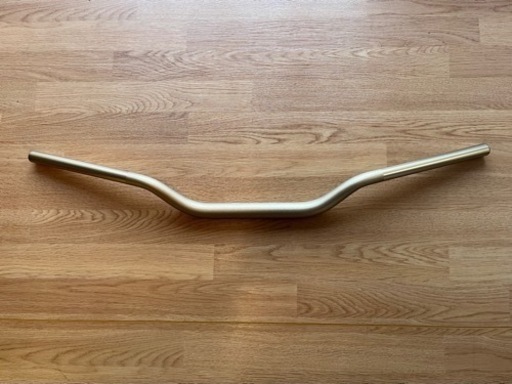 未使用新品　バイク用　テーパーハンドル　ゴールド