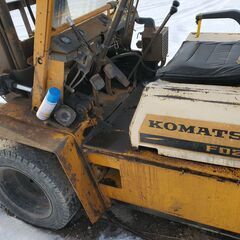 TOMYCOM KOMATSU 小松 フォークリフト FD25 2022年11月まで使用していました。の画像