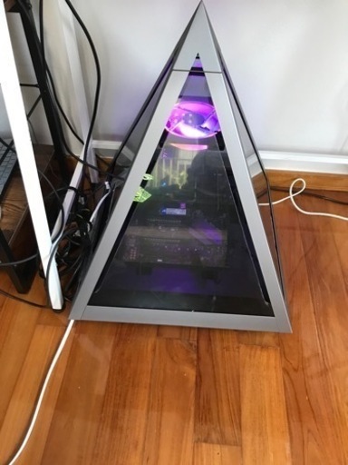 PYRAMID 804 PCパソコン　ピラミッド型　ゲーミングPC