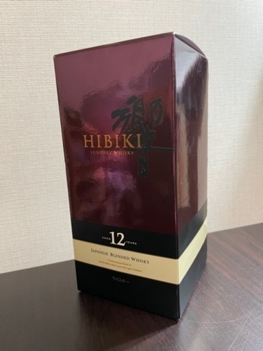 【値下げ】サントリー ブレンデッドウイスキー 響12年カートン付き [ ウイスキー 日本 700ml ]