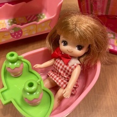 小さなリカちゃん　おままごとの画像