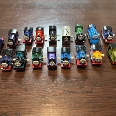 カプセルプラレール　トーマス　などなど