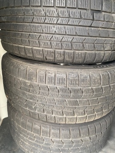 スタッドレスタイヤ　アルミホイール付き