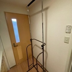 ぶら下がり健康器　懸垂　マシン　チンニング