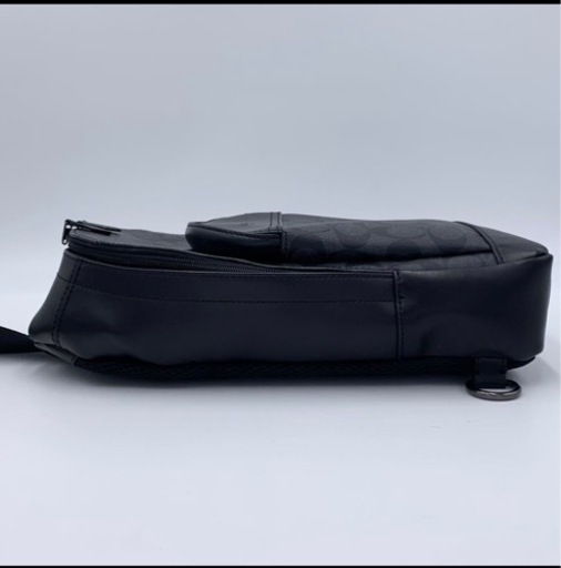 値下げ COACH コーチ ボディバッグ クロスボディー PVC レザー