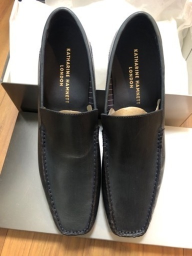 キャサリンハムネットロンドン　27センチ