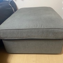 無料☆IKEA KIVIK シーヴィク &オットマン 座面が広くてゆったり。の画像