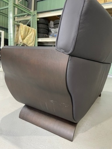 【高級品】FUJI FURNITURE 3人掛けソファー simple&modern 革張り 富士ファニチア