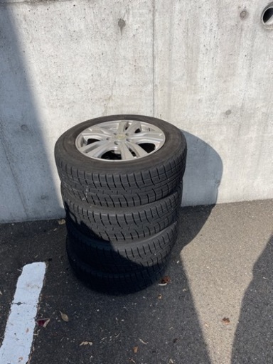 ｽﾀｯﾄﾞﾚｽﾀｲﾔ(ｱｲｽｶﾞｰﾄﾞ)(ﾎｲｰﾙ付)185/65R15