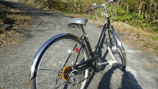 FILA自転車 27インチ ６段変速 シティサイクル サビ・傷あり 不具合なし