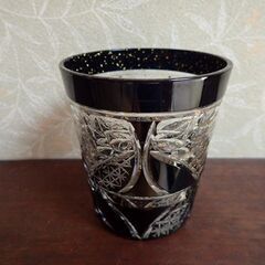 高級切子グラス　金箔入り　黒の画像