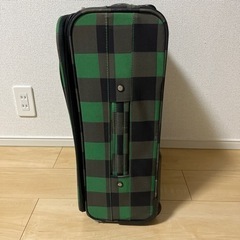 キャリーケース　緑　チェックの画像