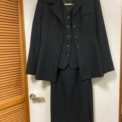 レディース　スーツ