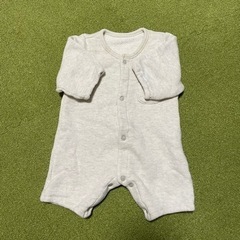 【終了】新生児服3着の画像