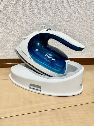 TOSHIBA  アイロン　TA-FV420