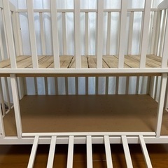 カトージ　ベビーベッド の画像