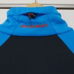 正規品 マムート ソフトシェルジャケット パルス ブルー アウトドア MAMMUT Pulse ジャージ素材 青 水色の画像