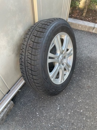 【ヴォクシー、ノア他】ブリヂストン BLIZZAK ホイール付きスタッドレスタイヤ　205/60R16　4本