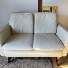 2人掛けソファの画像