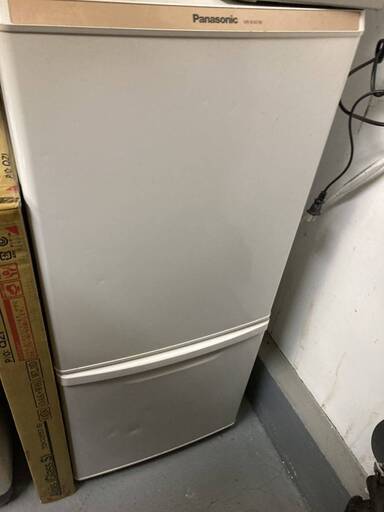 Panasonic パナソニック 冷凍 冷蔵庫 NR-B147W 単身 独り身 独身 2ドア 138L