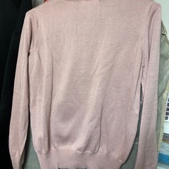 新品未使用 タグ付き カーディガンの画像