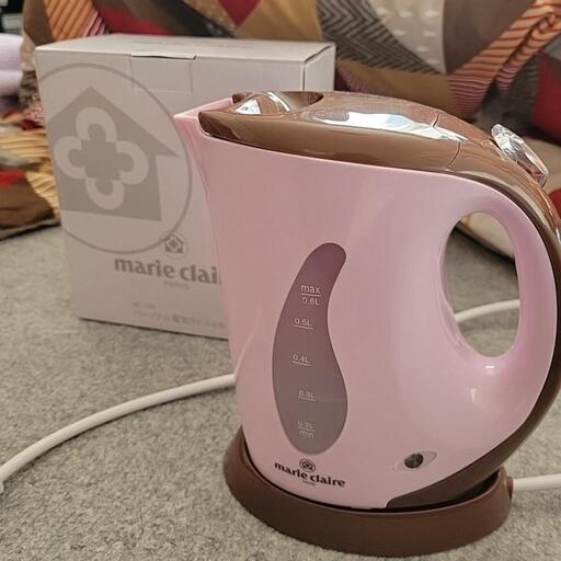 マリ・クレール　0.6リットル電気ケトル(未使用品)