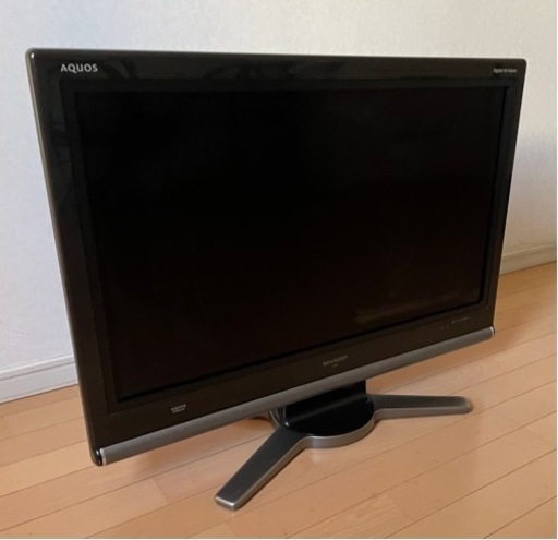 【sold】SHARP AQUOS シャープ　アクオス32型　2008年製