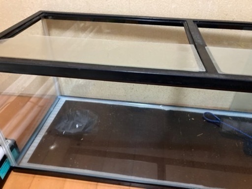 ガラス水槽120✖️45✖️45