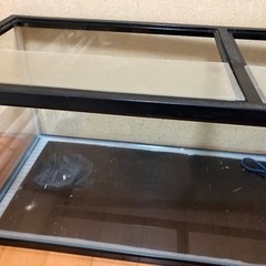 ガラス水槽120✖️45✖️45