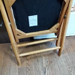 折畳み椅子の画像