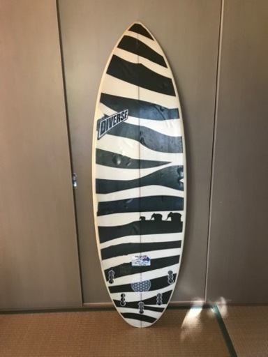 サーフボード　5'6 × 19 1/4 × 2 1/4
