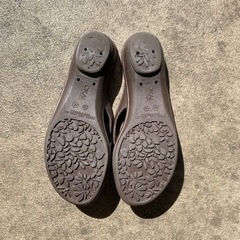 OKA b サンダル 23.5cmの画像