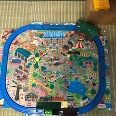 プラレール 無料！はこにへんしん！きかんしゃトーマスおかたずけプ...