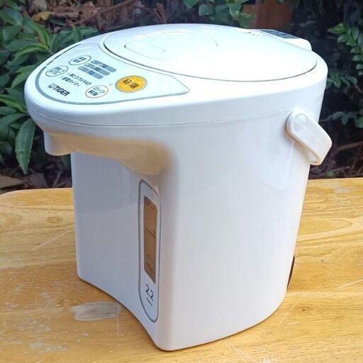 ★お届け可！★ タイガー　2.2L マイコン電動ポット PDR-G221