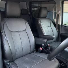 【自社ローン120回払い可能/頭金、保証人なしOK】トヨタ　ヴォクシーの画像