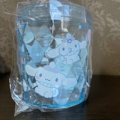 サンリオキャラクターズ なかよしこうさうさ ぬいぐるみ① シナモロール 小物入れの画像