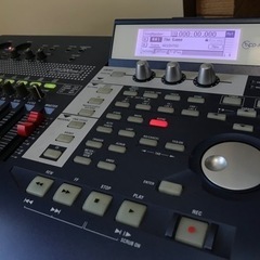 KORG D1200