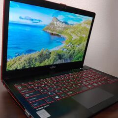 赤富士通　高性能5世代Core i5搭載 大容量高速SSD256...