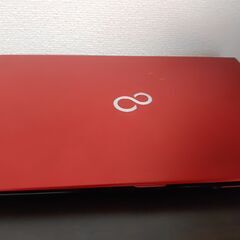 赤富士通　高性能5世代Core i5搭載 大容量高速SSD256G　高画質2K（2560×1440）IPS液晶搭載　メモリ大容量8G　　軽量持ち運び　CDDVD内蔵　HDMI出力 USB3.0 Wifi対応の画像