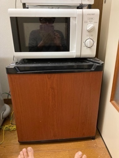 冷蔵庫、電子レンジをセットで3000円