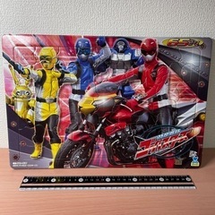 美品　戦隊モノ　パズルの画像