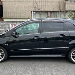 （交渉中）2011年式　メルセデス・ベンツ　B180 車検1年あり　48300kmの画像