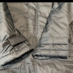 adidas ハーフジャケットの画像